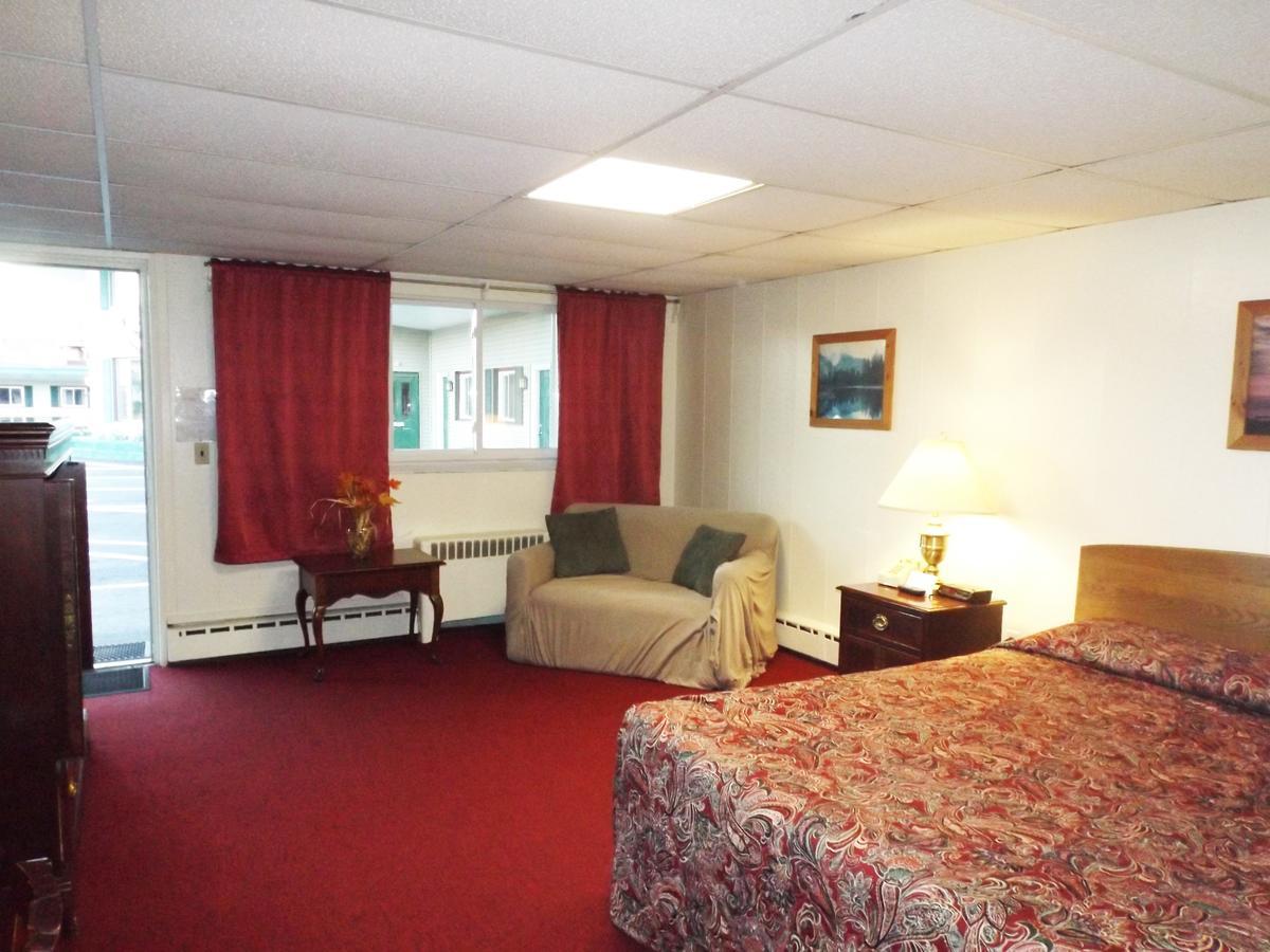 Lancaster Motor Inn Dış mekan fotoğraf