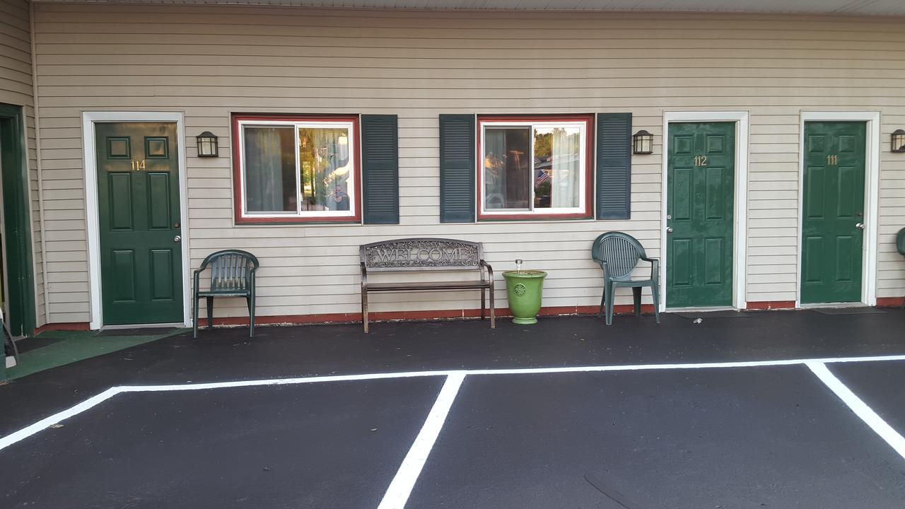 Lancaster Motor Inn Dış mekan fotoğraf