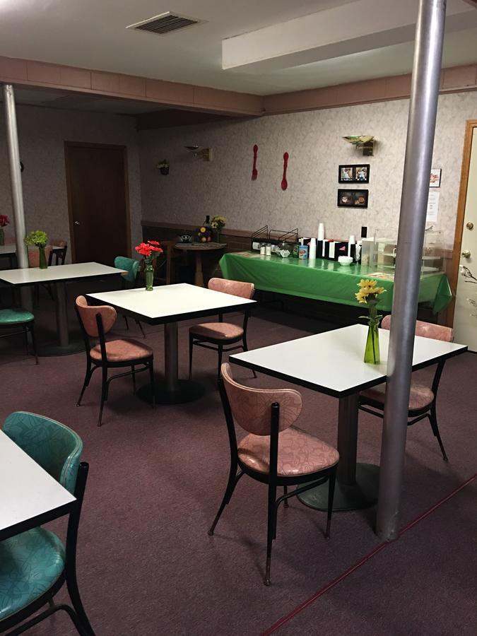 Lancaster Motor Inn Dış mekan fotoğraf