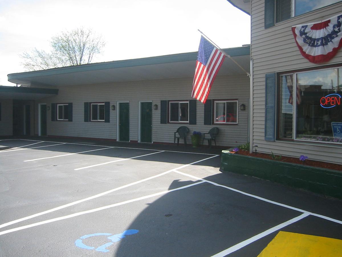 Lancaster Motor Inn Dış mekan fotoğraf