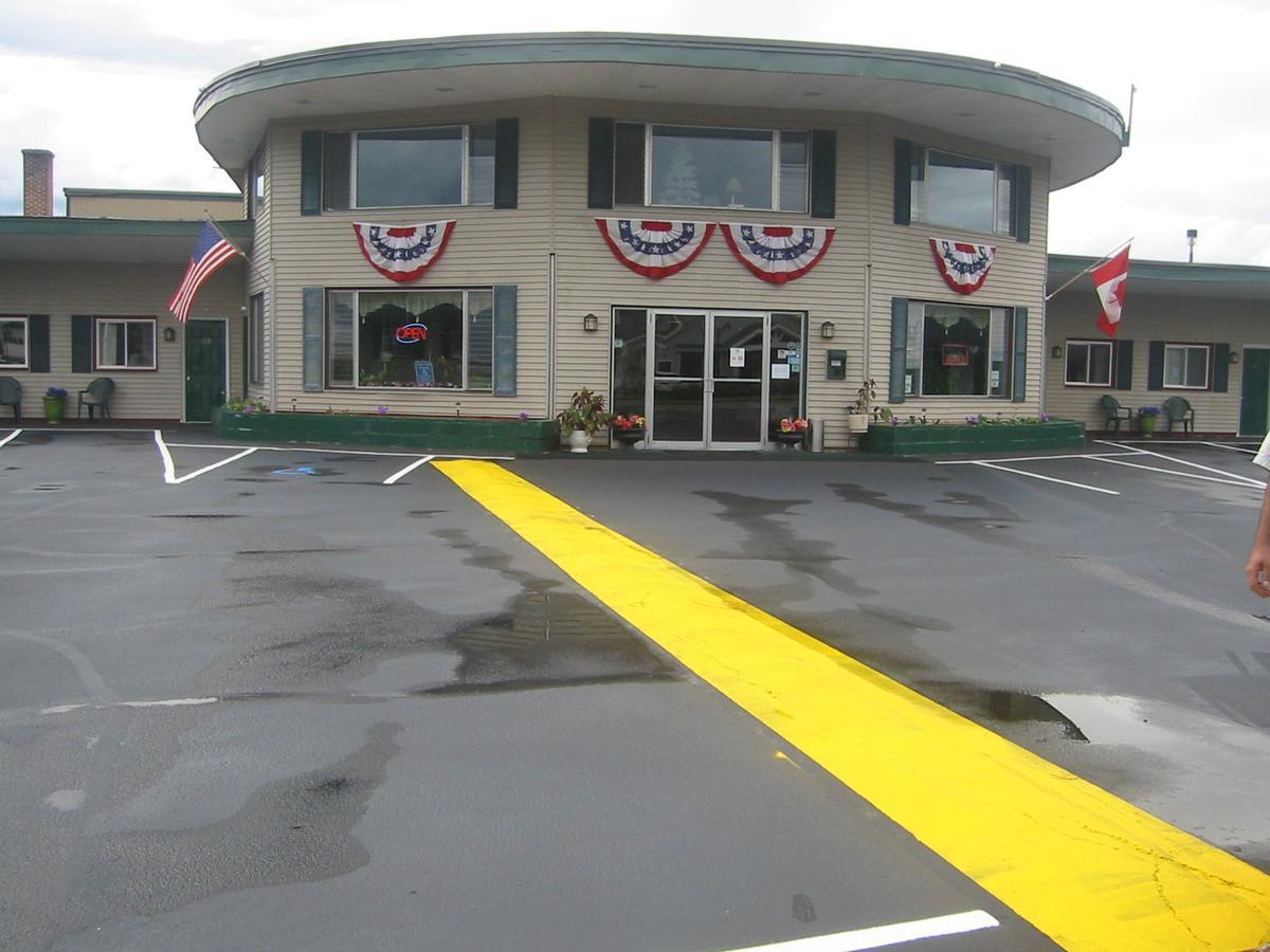Lancaster Motor Inn Dış mekan fotoğraf